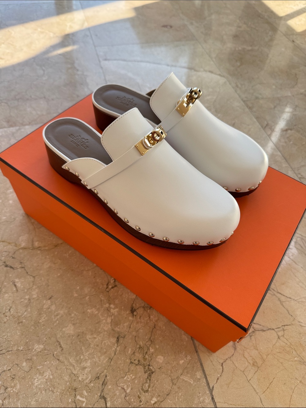 HERMES clogs
